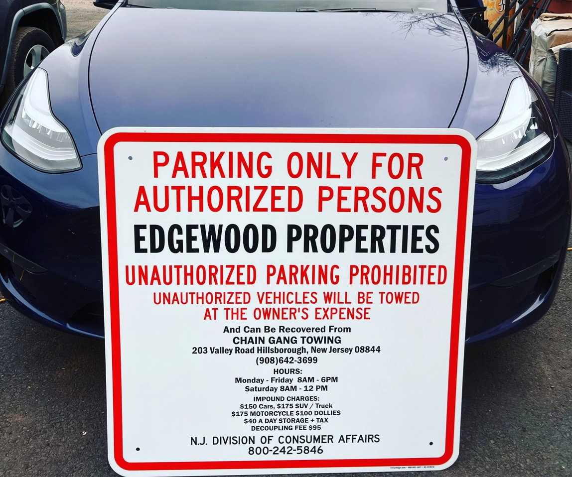 Private property sign from Chain Gang Towing and Recovery Agency 10