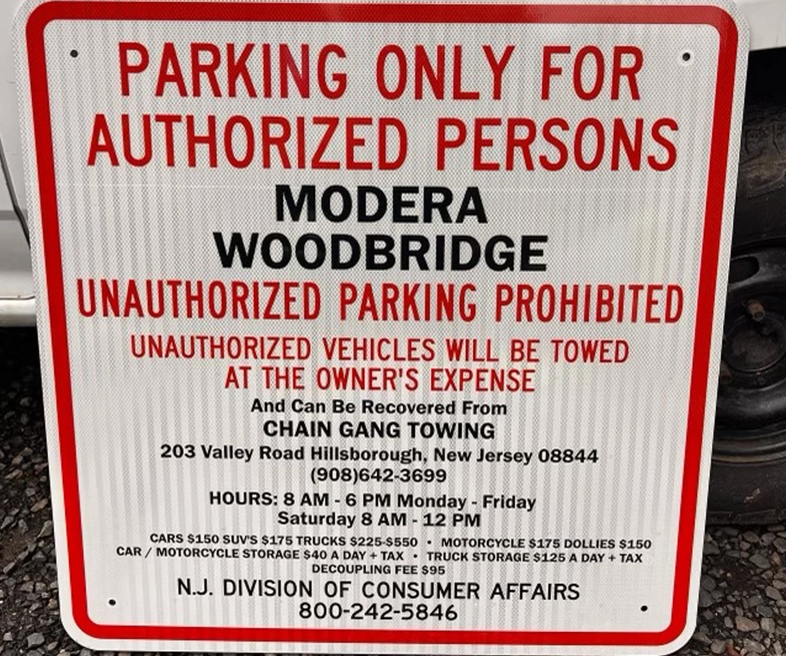 Private property sign from Chain Gang Towing and Recovery Agency 3