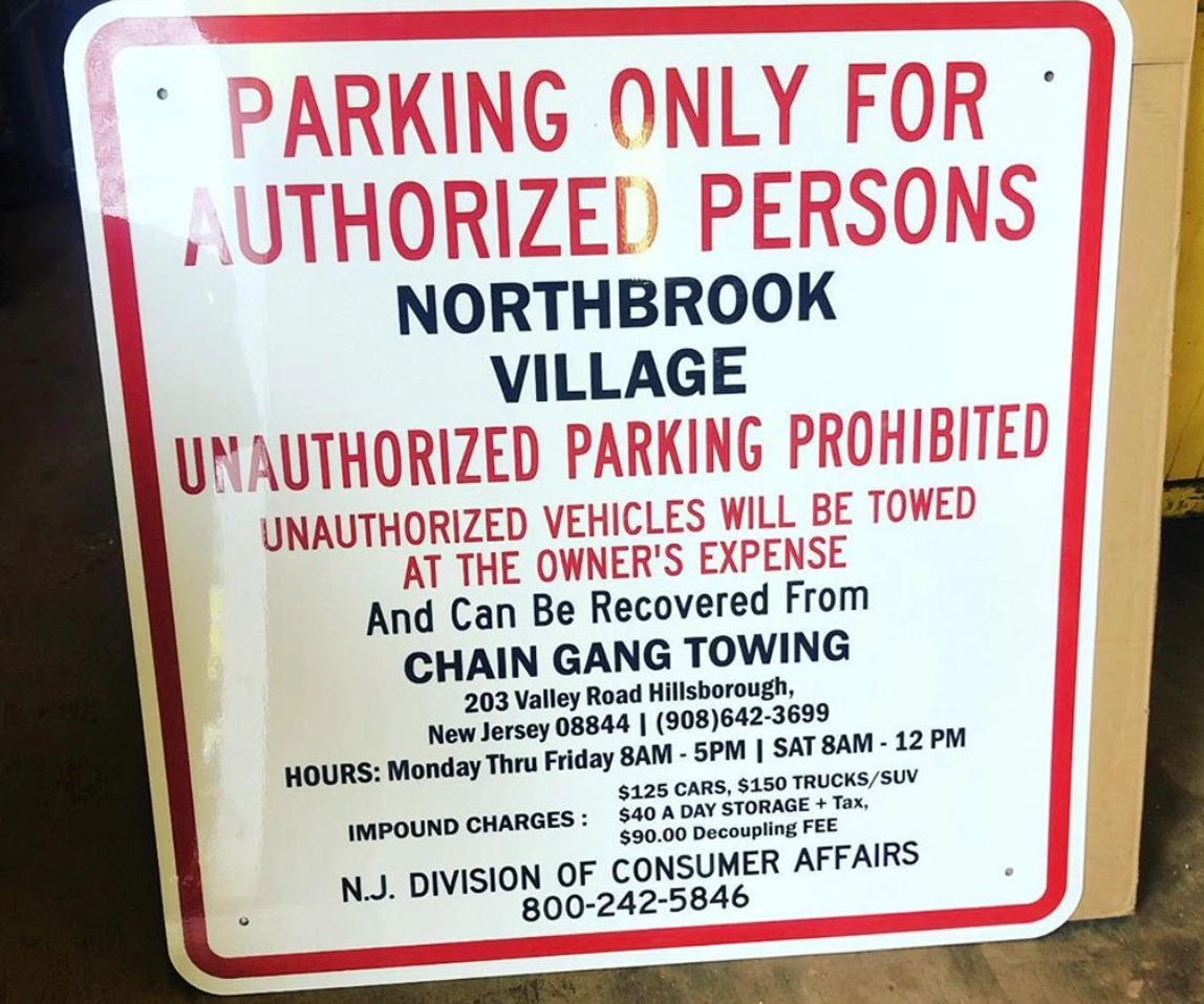 Private property sign from Chain Gang Towing and Recovery Agency 4